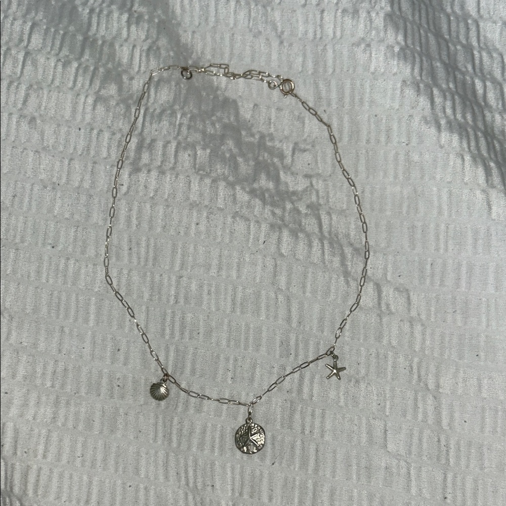 Beachy Pendant Necklace